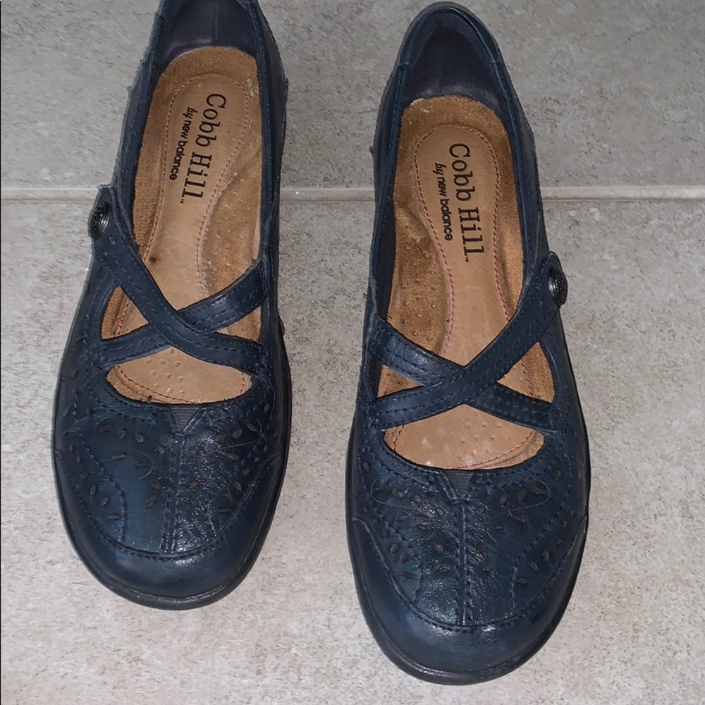 Cobb Hill by new balance slip on shoe